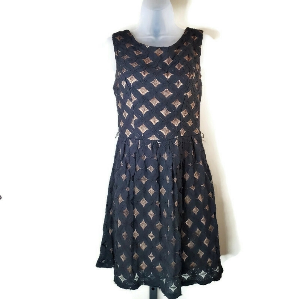 City Triangles Sleeveless Black Floral Dress 3